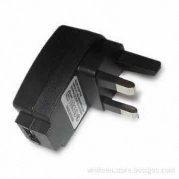 USB Battery Charger Adapter with UK Plug, Suitable for Cellphones and MP3 Players
